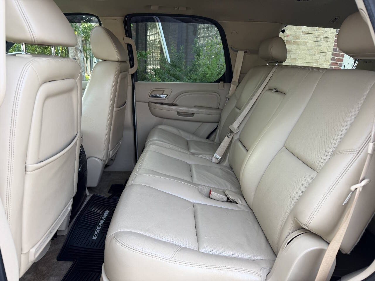 2009 Cadillac Escalade Hybrid Base photo 41