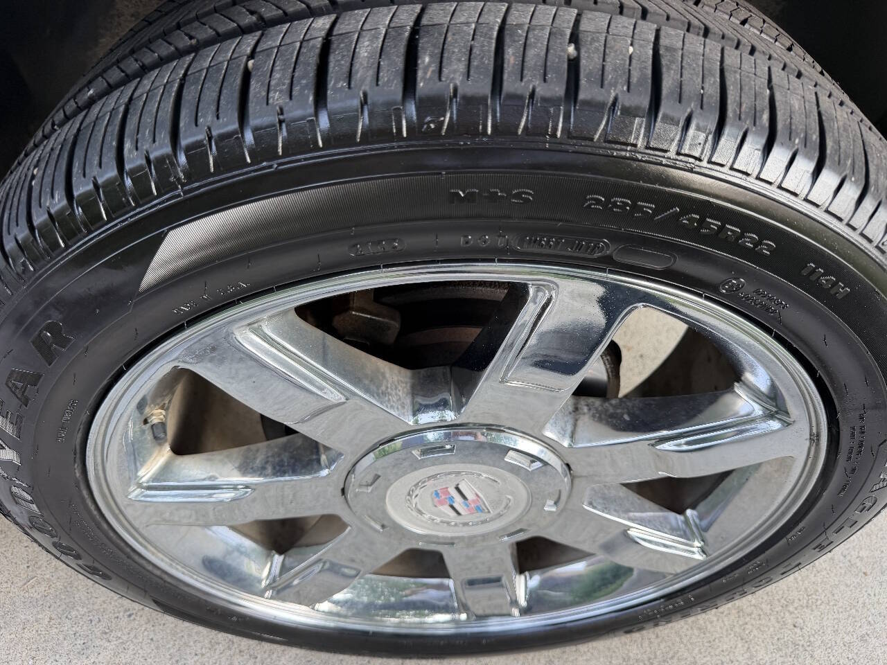 2009 Cadillac Escalade Hybrid Base photo 48