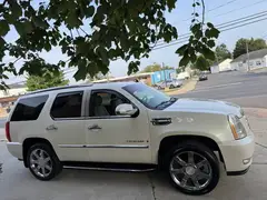 2009 Cadillac Escalade Hybrid Base photo 4