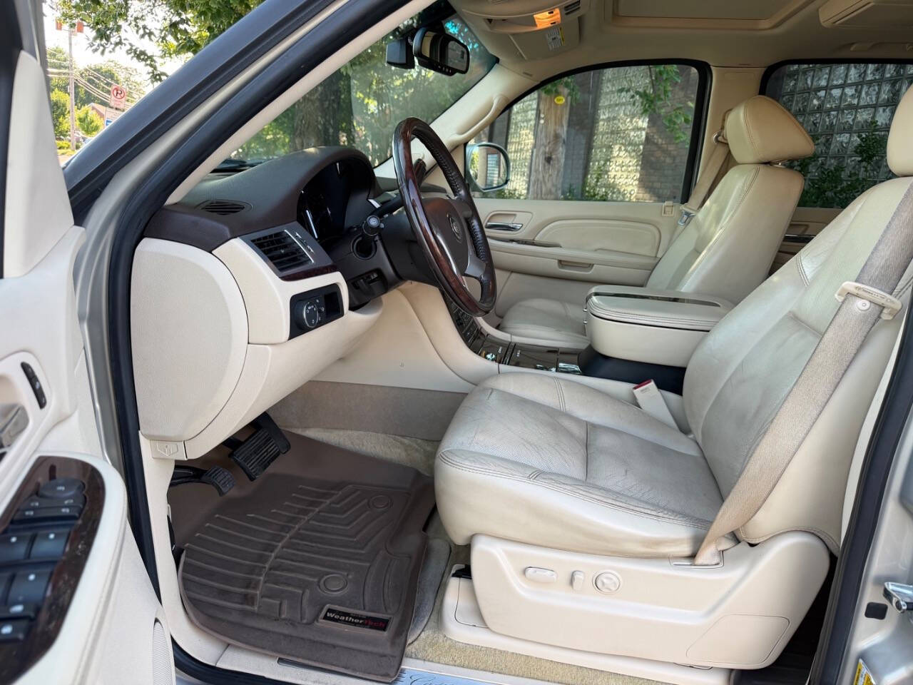 2007 Cadillac Escalade ESV Base SUV photo 13