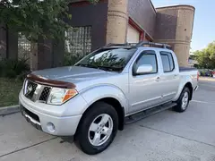 2005 Nissan Frontier Crew Cab LE Pickup 4D 5 ft photo 1