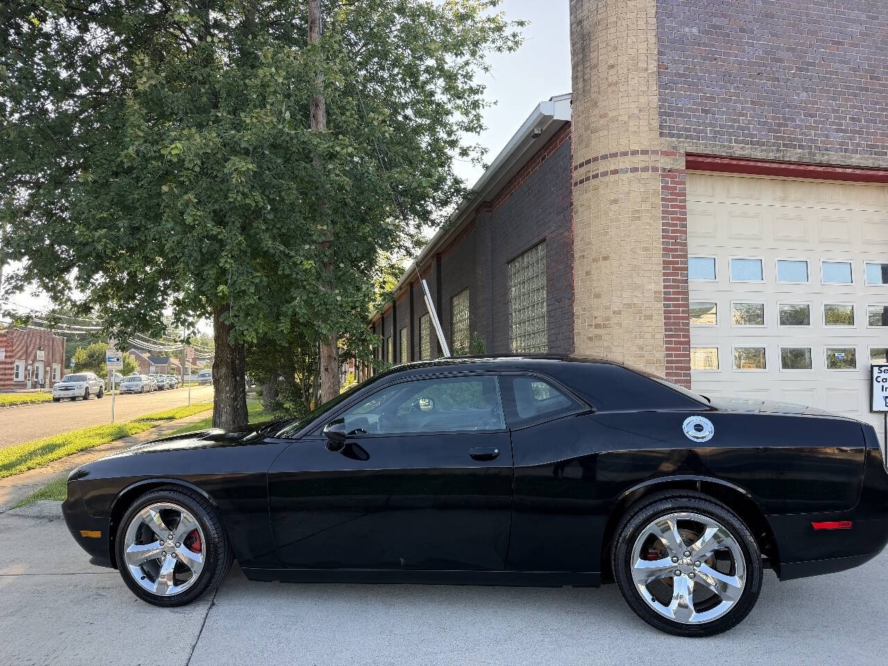 2013 Dodge Challenger SXT Coupe 2D