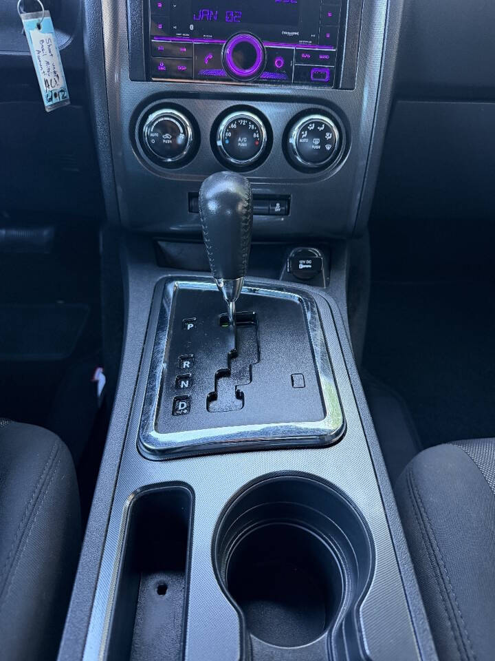 2013 Dodge Challenger SXT Coupe 2D