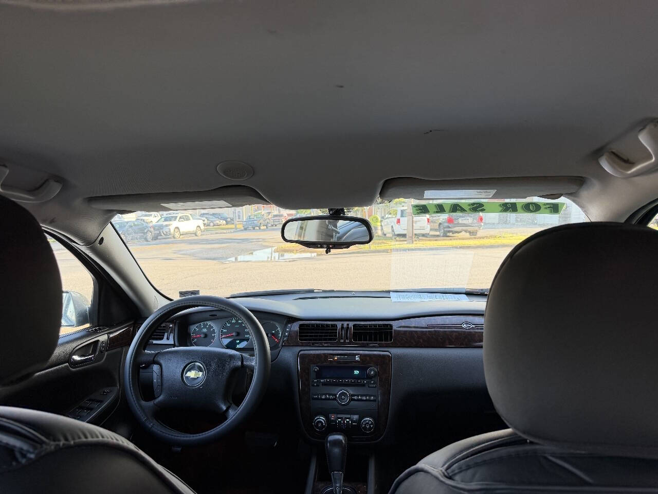 2012 Chevrolet Impala LT Sedan 4D photo 25