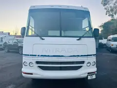 1999 Ford Motorhome Chassis 4X2 Chassis 178 190 in. WB photo 3