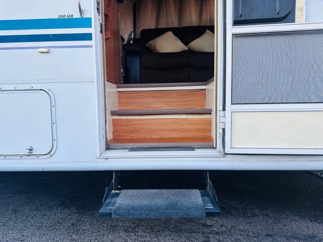 1999 Ford Motorhome Chassis Chassis
