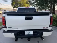 2011 GMC Sierra 1500 Crew Cab Denali Pickup 4D 5 3/4 ft photo 8