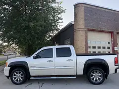 2011 GMC Sierra 1500 Crew Cab Denali Pickup 4D 5 3/4 ft photo 12