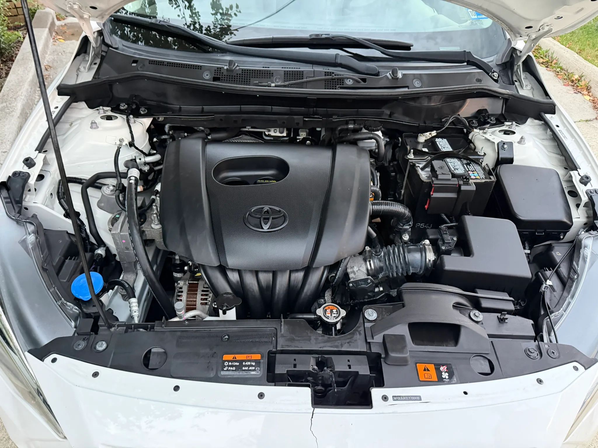 2020 Toyota Yaris Hatchback XLE Sedan 4D
