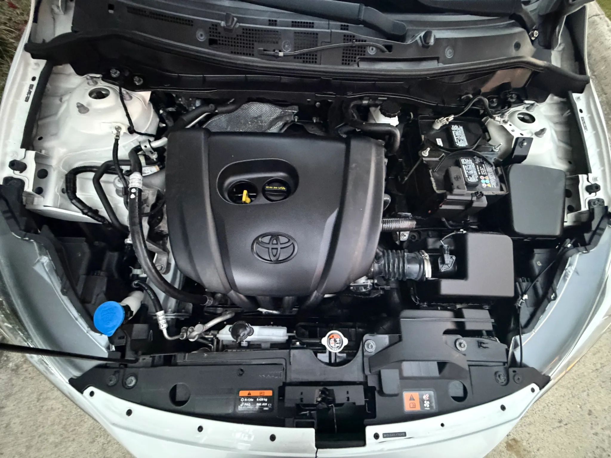 2020 Toyota Yaris Hatchback XLE Sedan 4D