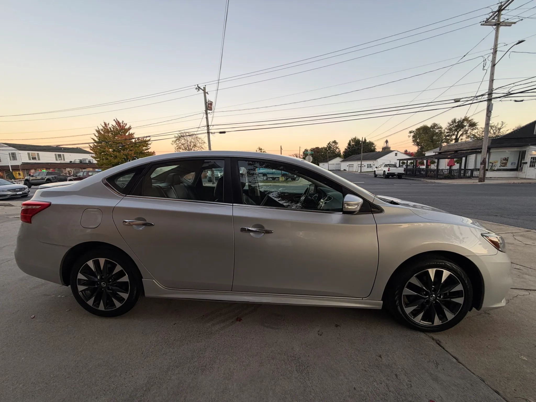 2016 Nissan Sentra SR Sedan 4D