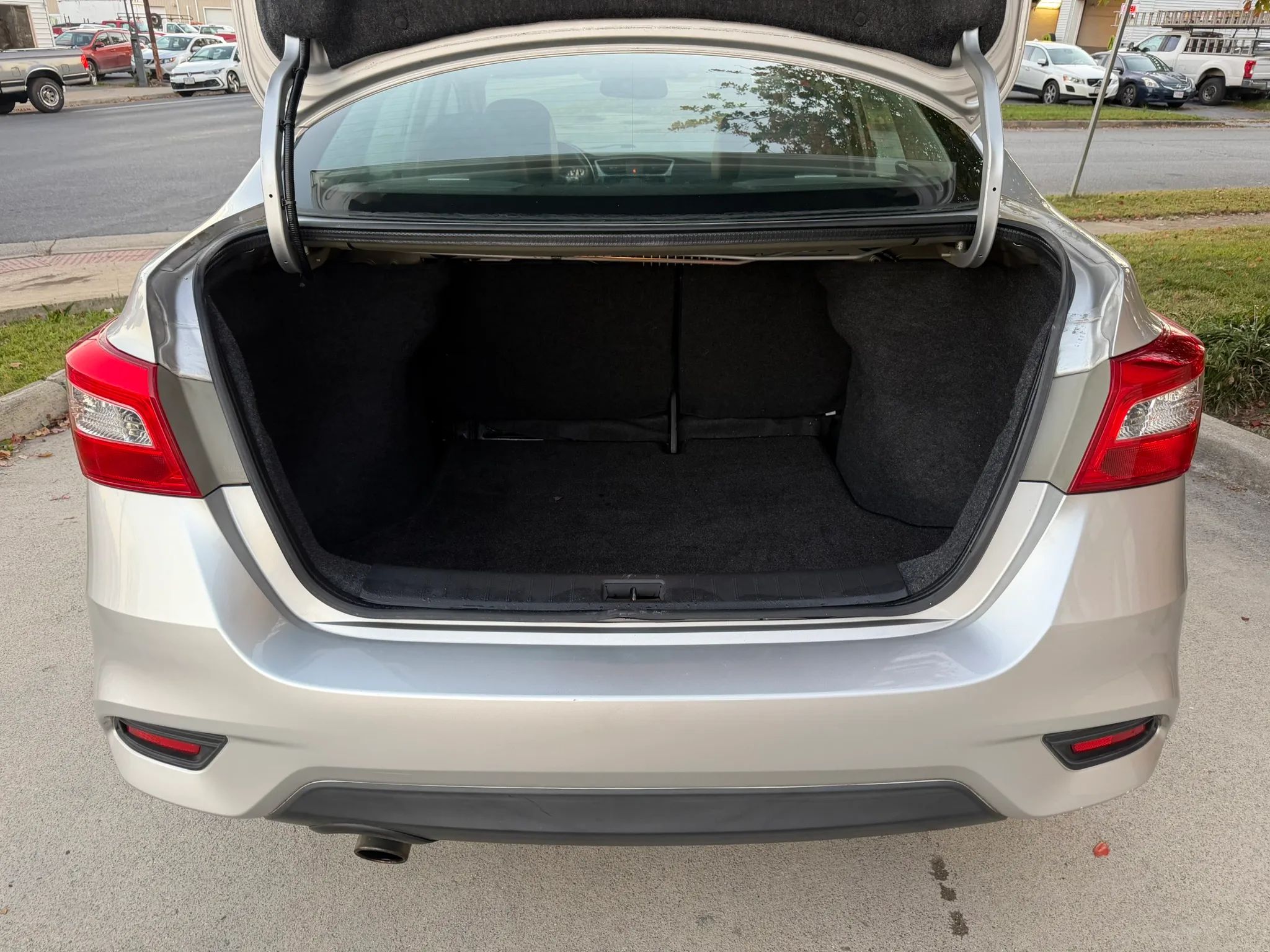 2016 Nissan Sentra SR Sedan 4D