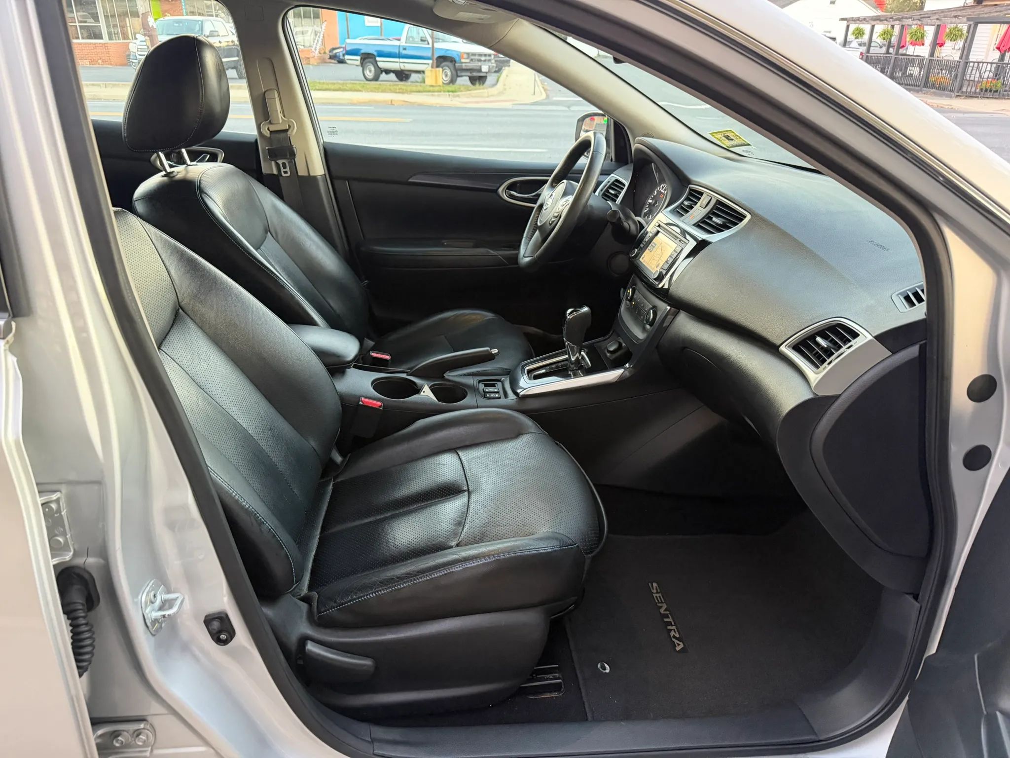 2016 Nissan Sentra SR Sedan 4D