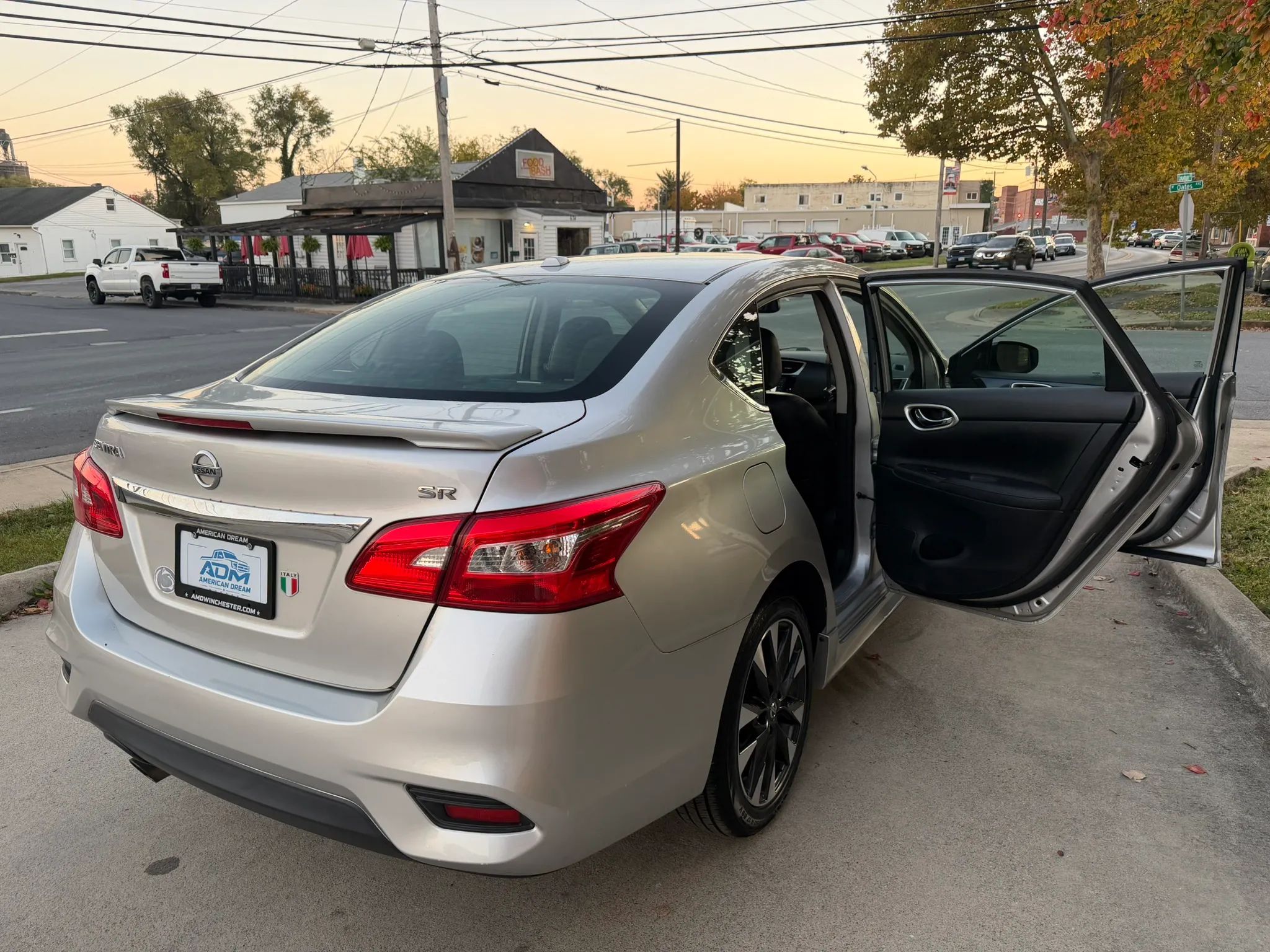 2016 Nissan Sentra SR Sedan 4D