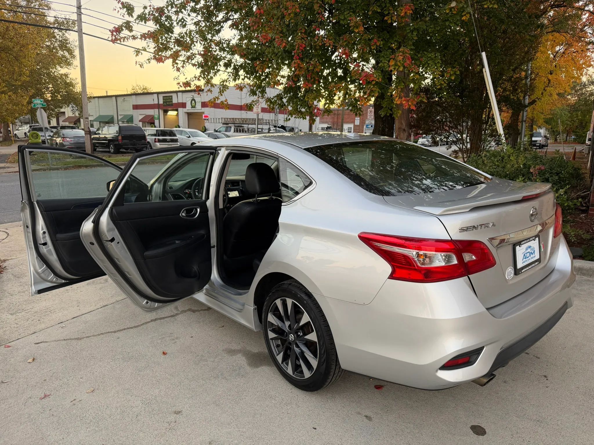 2016 Nissan Sentra SR Sedan 4D