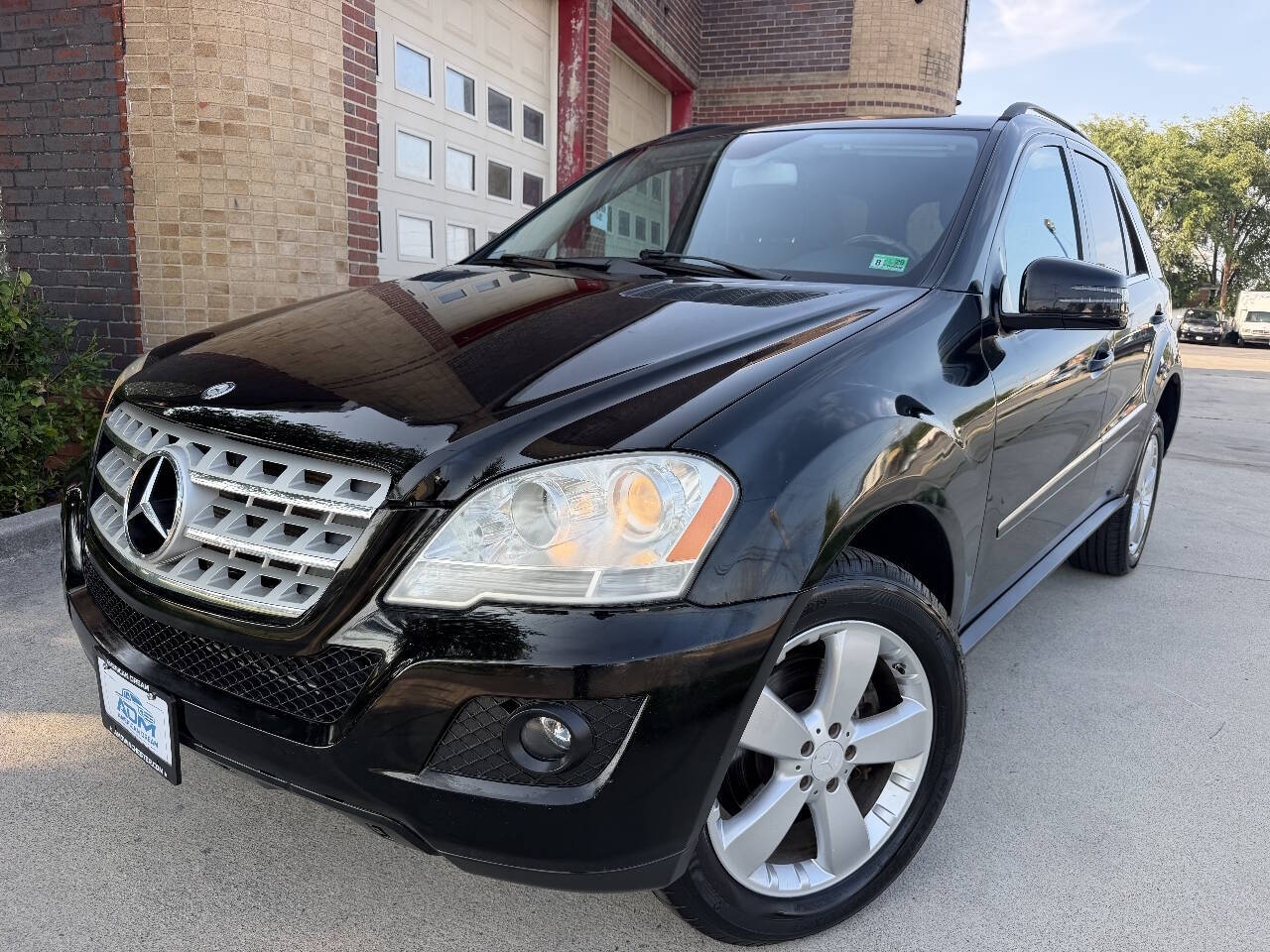 2011 Mercedes-Benz M-Class ML 350 4MATIC Sport Utility 4D