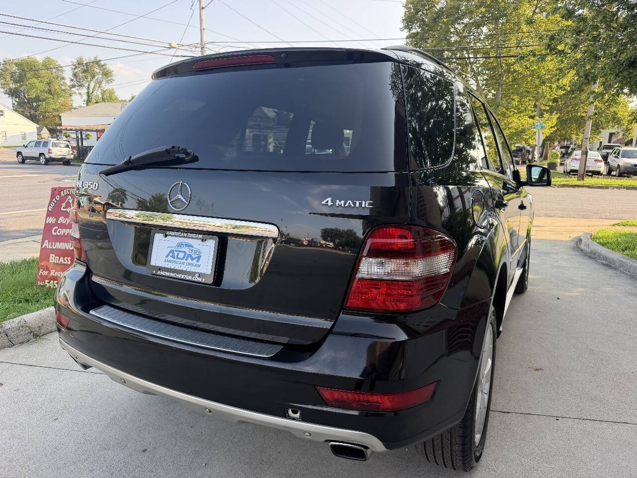 2011 Mercedes-Benz M-Class ML 350 4MATIC photo 6