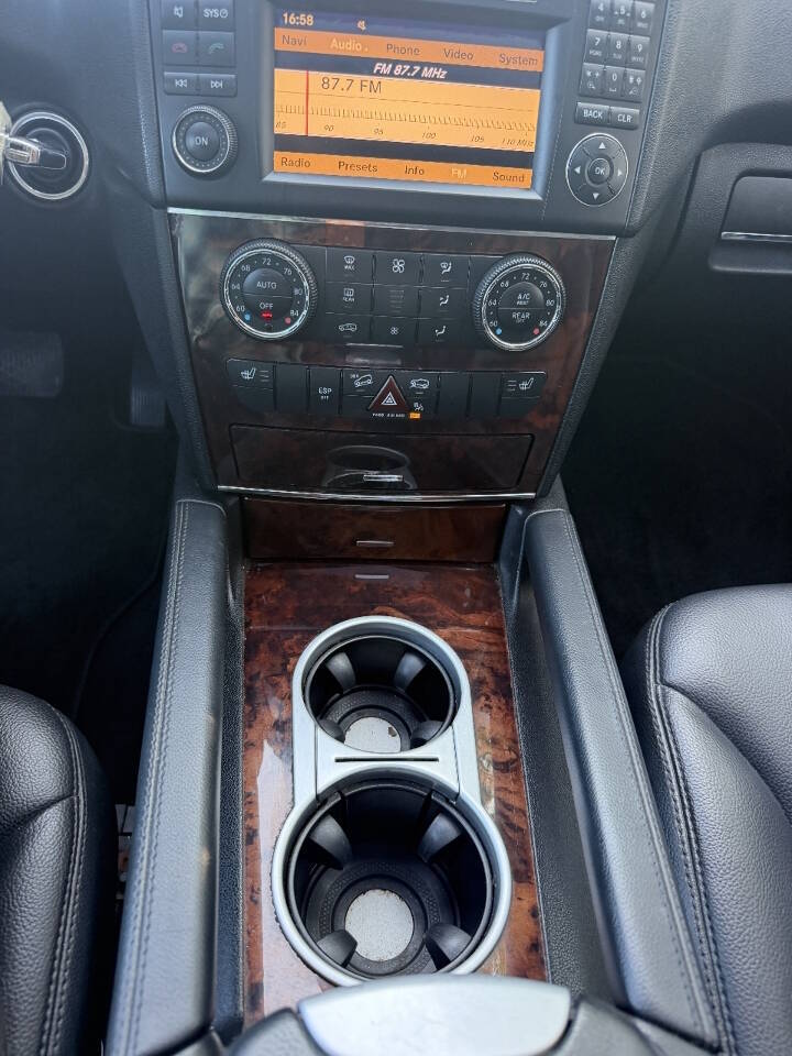 2011 Mercedes-Benz M-Class ML 350 4MATIC photo 28