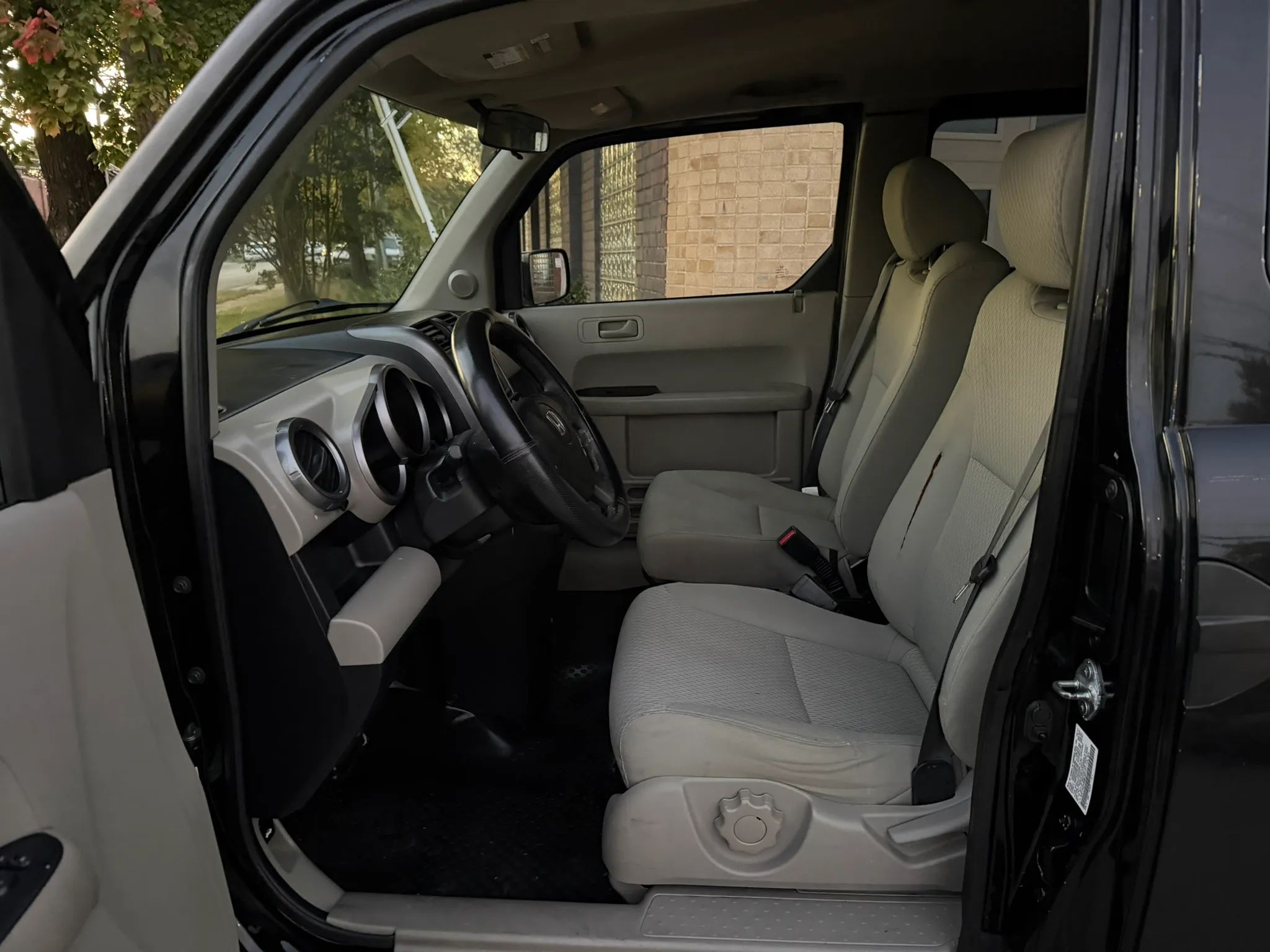 2011 Honda Element LX Sport Utility 4D