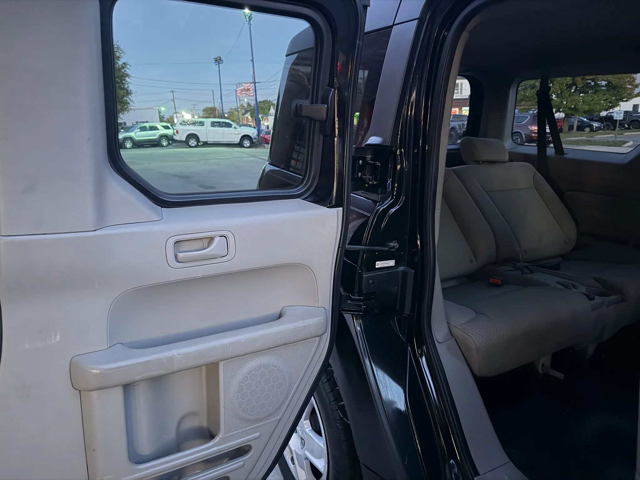 2011 Honda Element LX Sport Utility 4D