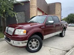 2006 Lincoln Mark LT Pickup 4D 5 1/2 ft photo 2