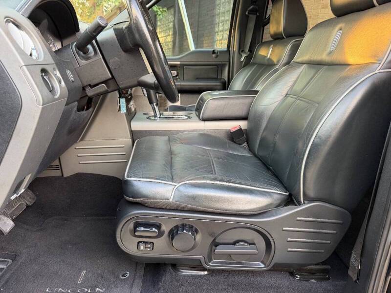 2008 Lincoln Mark LT Pickup 4D 6 1/2 ft
