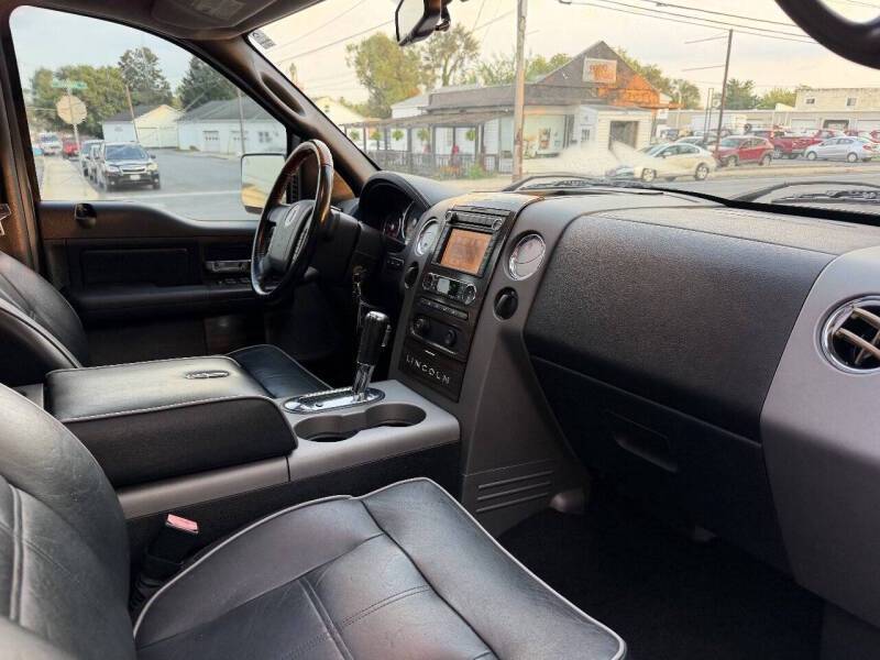 2008 Lincoln Mark LT Pickup 4D 6 1/2 ft