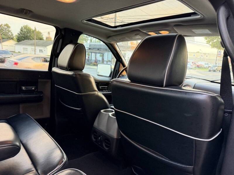 2008 Lincoln Mark LT Pickup 4D 6 1/2 ft