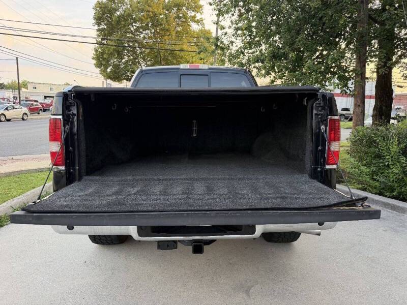 2008 Lincoln Mark LT Pickup 4D 6 1/2 ft