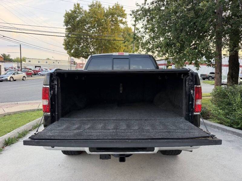 2008 Lincoln Mark LT Pickup 4D 6 1/2 ft