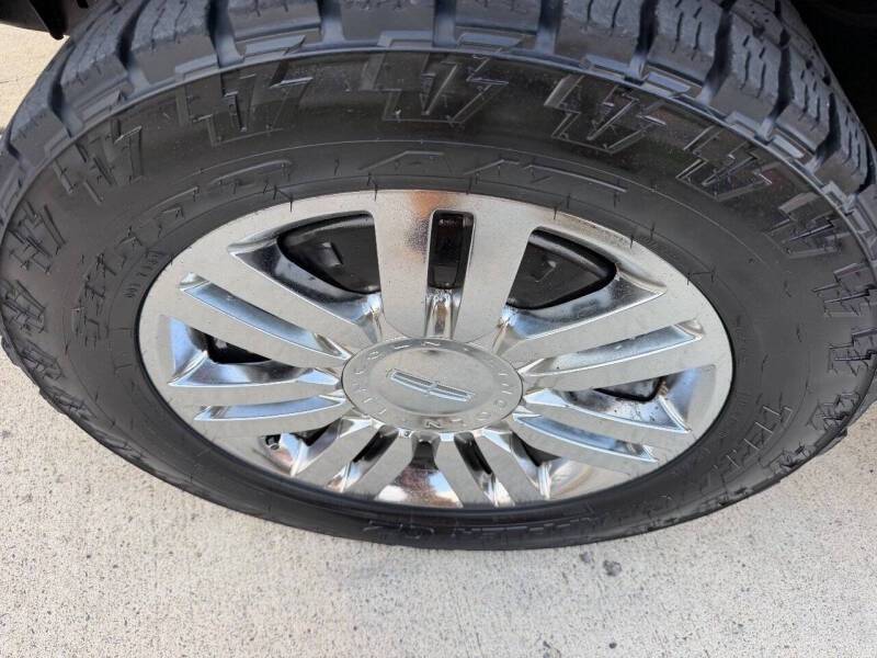 2008 Lincoln Mark LT Pickup 4D 6 1/2 ft