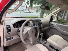 2011 Suzuki Equator Sport Extended Cab photo 7