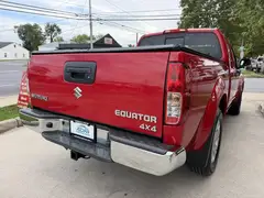 2011 Suzuki Equator Sport Extended Cab photo 8