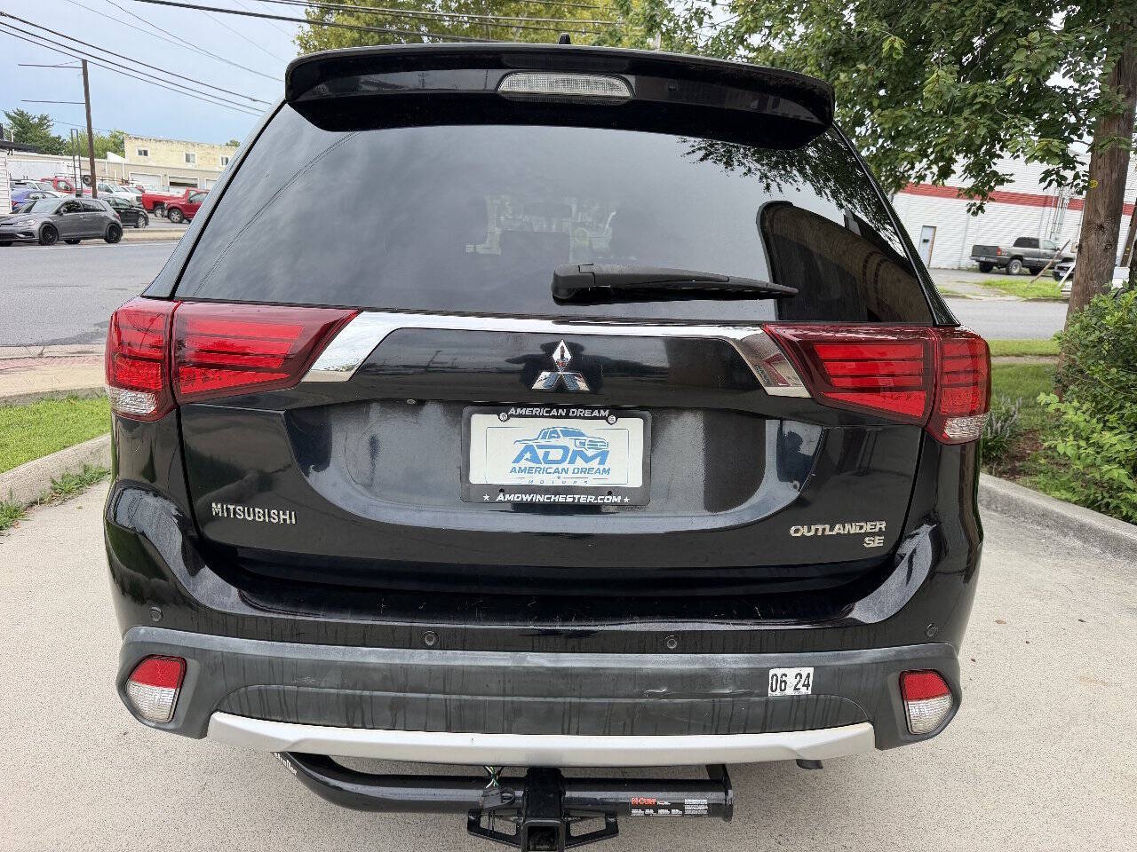 2018 Mitsubishi Outlander SE Sport Utility 4D