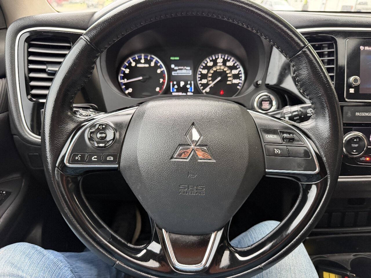 2018 Mitsubishi Outlander SE Sport Utility 4D