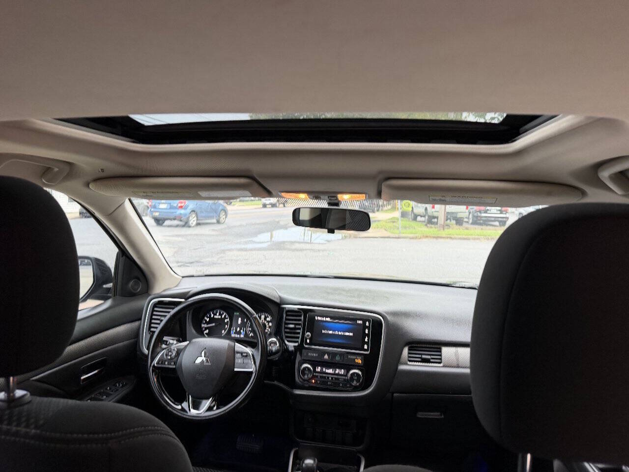 2018 Mitsubishi Outlander SE Sport Utility 4D