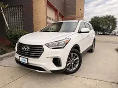 2017 Hyundai Santa Fe SE SUV photo 2