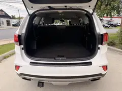 2017 Hyundai Santa Fe SE SUV photo 9