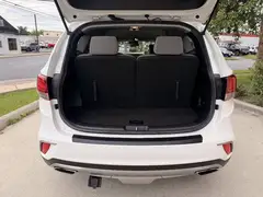 2017 Hyundai Santa Fe SE SUV photo 10