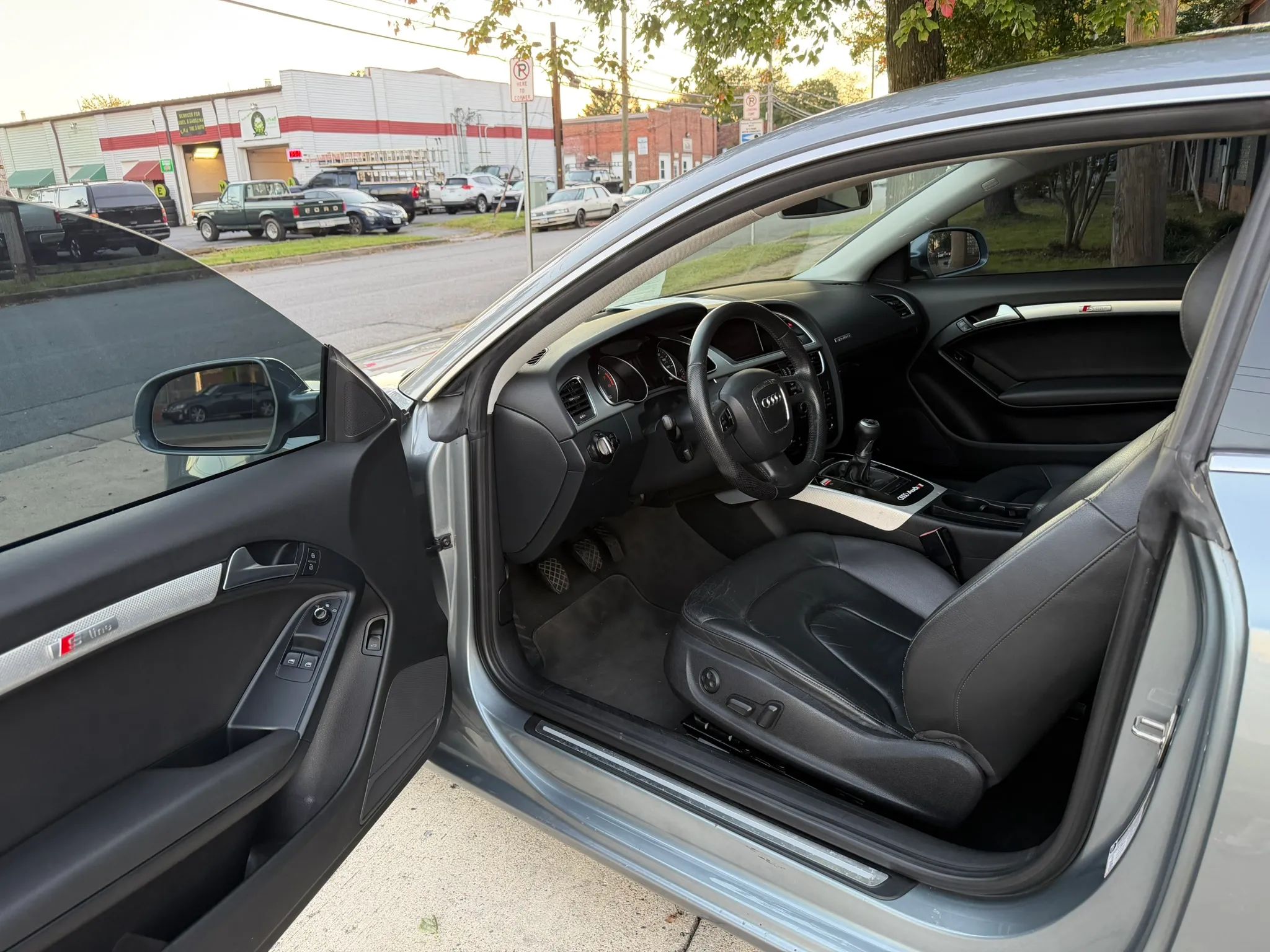 2010 Audi A5 2.0T quattro Premium Plus