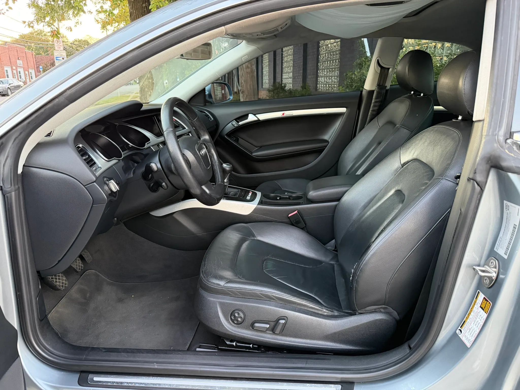 2010 Audi A5 2.0T quattro Premium Plus