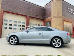 2010 Audi A5 2.0T quattro Premium Plus photo 9