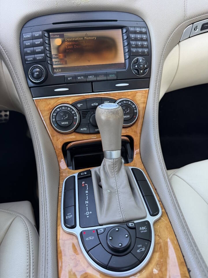 2005 Mercedes-Benz SL-Class SL500 photo 23