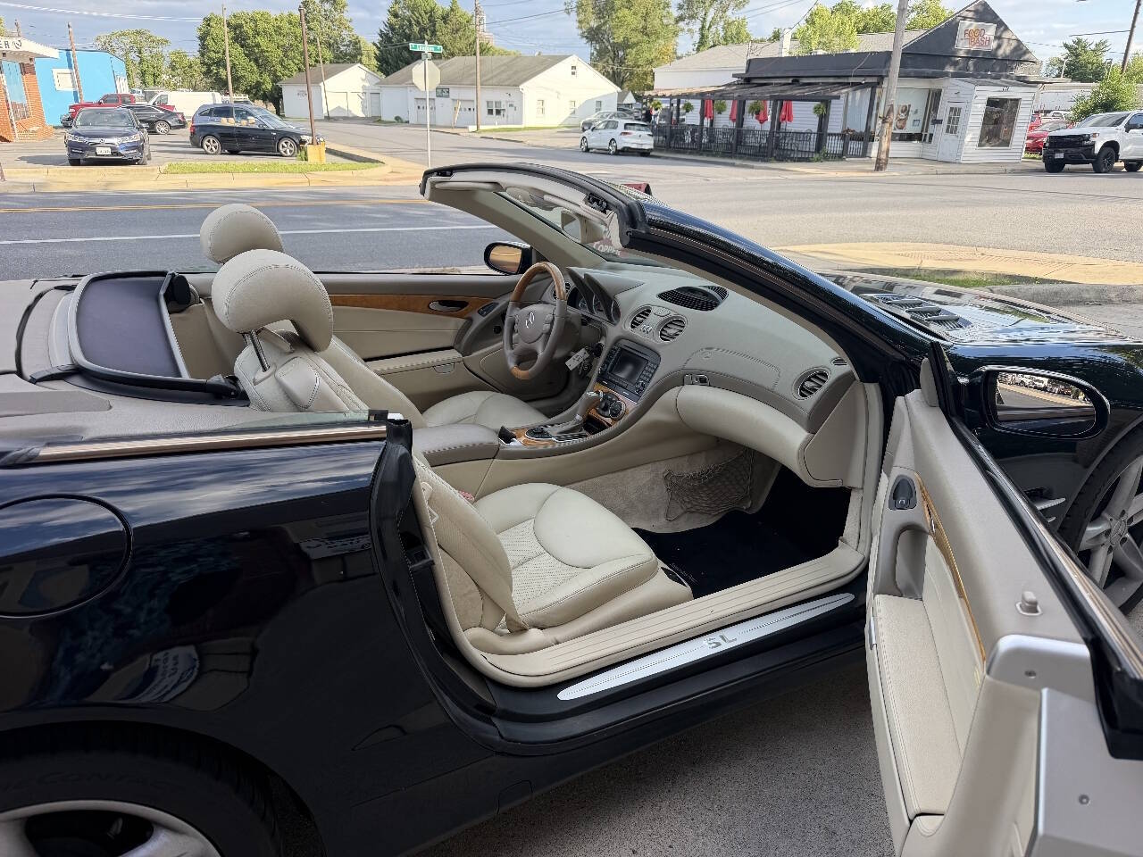 2005 Mercedes-Benz SL-Class SL500 photo 30