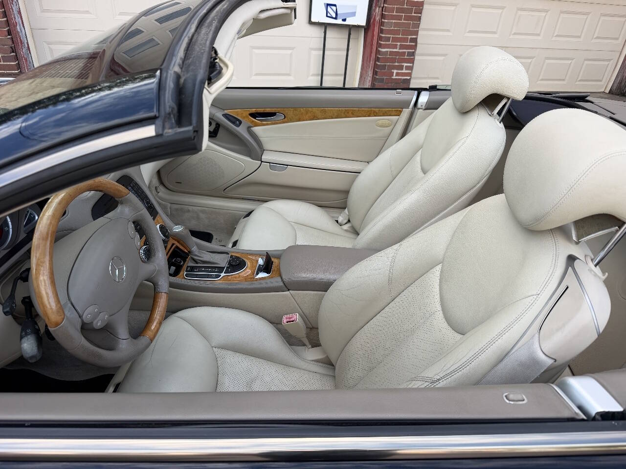 2005 Mercedes-Benz SL-Class SL500 photo 35