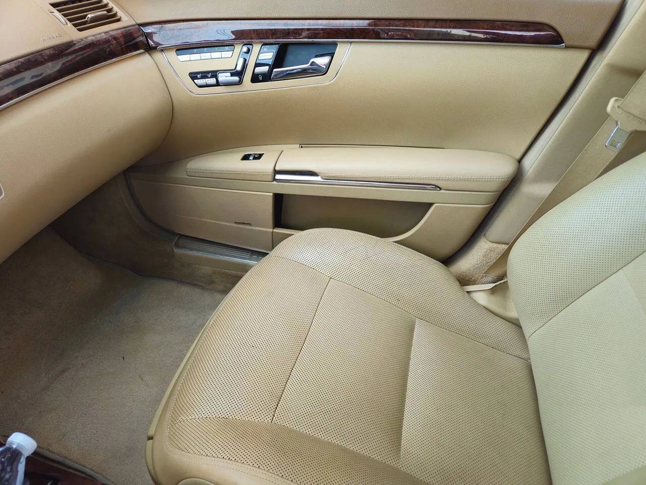 2013 Mercedes-Benz S-Class S 550 Sedan 4D photo 12