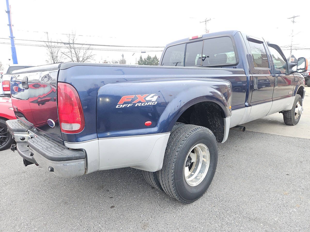 2004 Ford F350 Super Duty Crew Cab Lariat Pickup 4D 6 3/4 ft photo 8