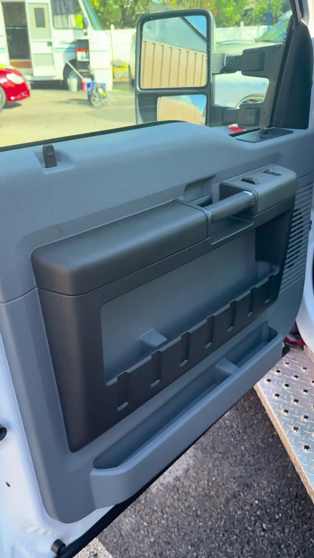 Interior of 2012 Ford F450 Super Duty Regular Cab & Chassis 141" W.B. 2D