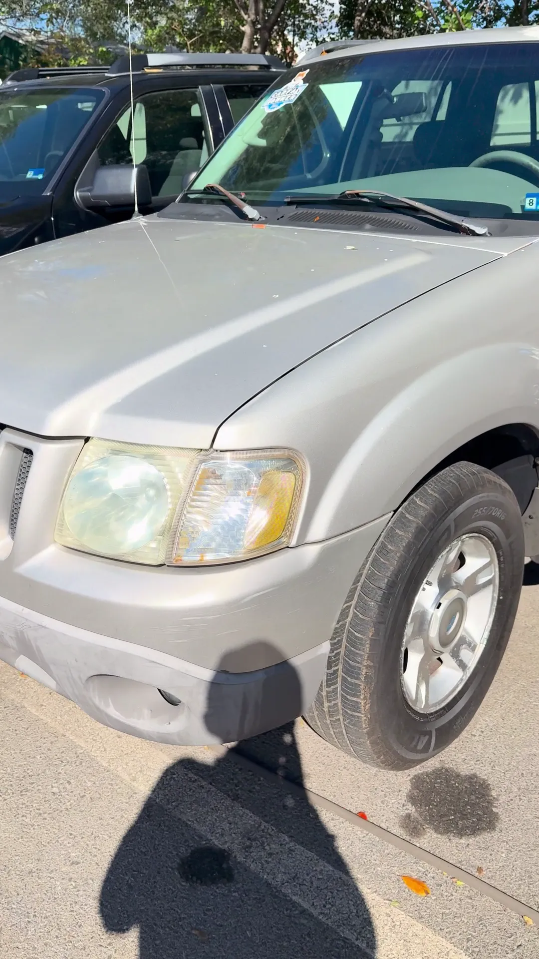 Walk-around of 2003 Ford Explorer Sport Trac XLT Sport Utility Pickup 4D