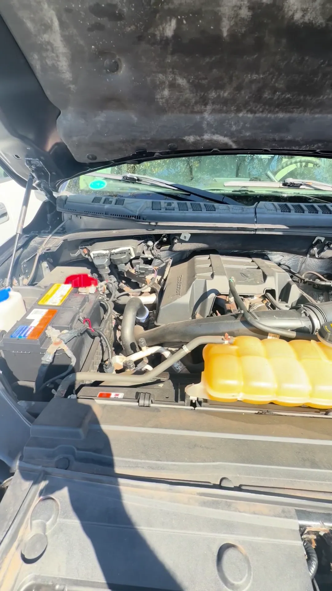 Engine bay of 2016 Ford F150 Super Cab XL Pickup 4D 6 1/2 ft